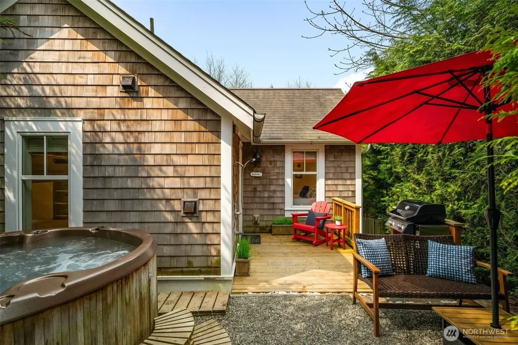 73 Lily Lane Pacific Beach WA 98571