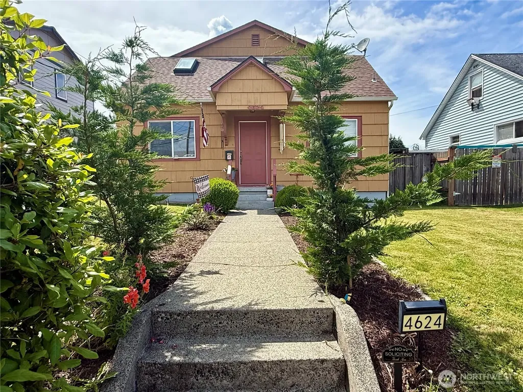 4624 E B Street Tacoma WA 98404