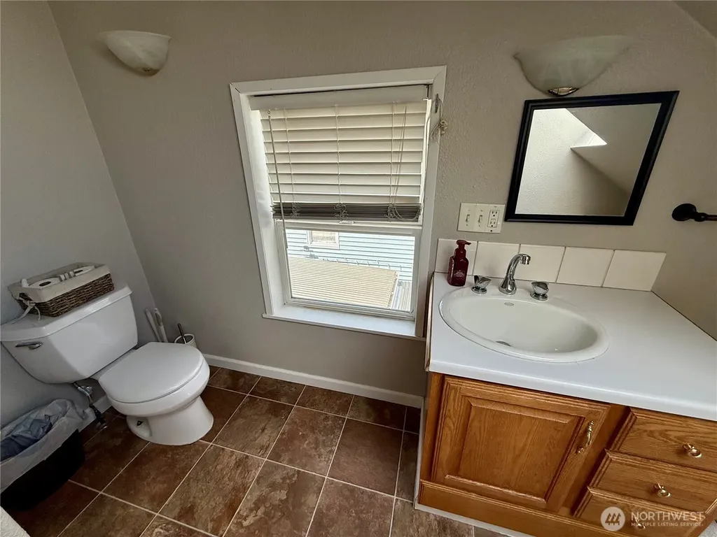 4624 E B Street Tacoma WA 98404