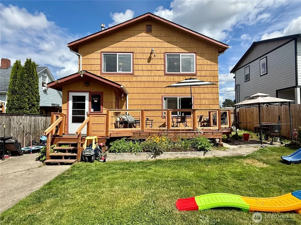 4624 E B Street Tacoma WA 98404