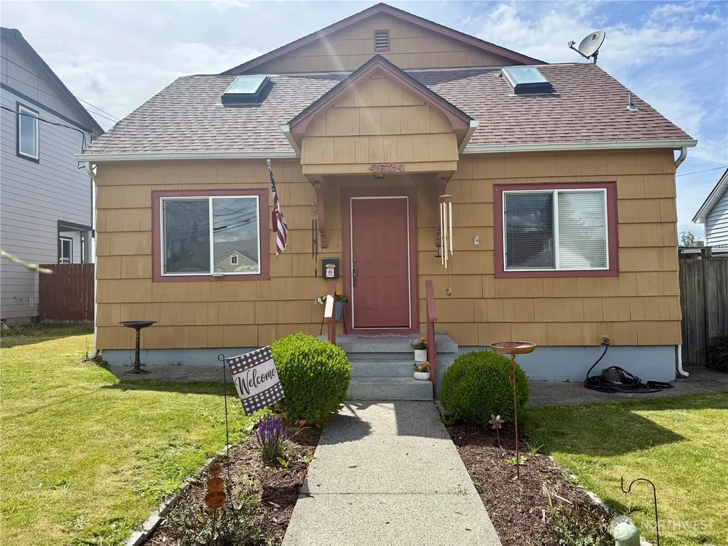 4624 E B Street Tacoma WA 98404