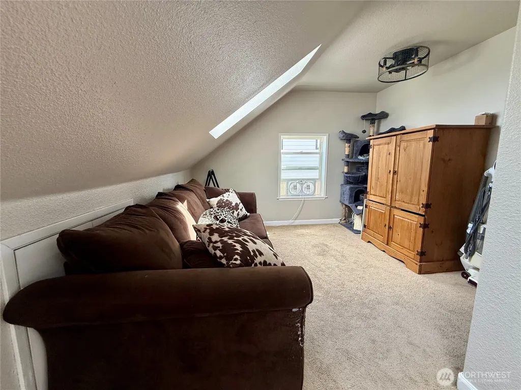 4624 E B Street Tacoma WA 98404