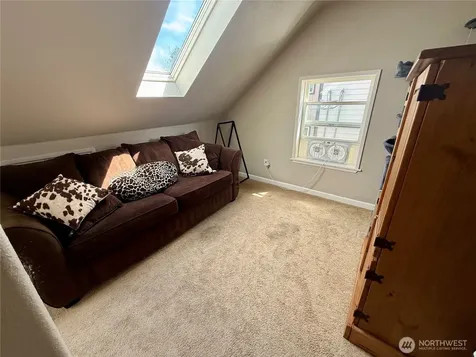 4624 E B Street Tacoma WA 98404