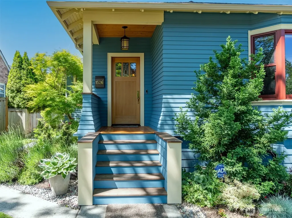 1526 Oakes Avenue Everett WA 98201