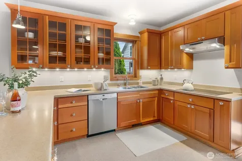 1526 Oakes Avenue Everett WA 98201