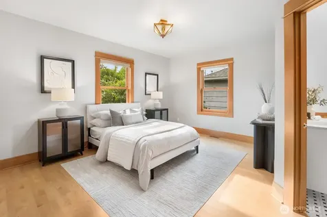 1526 Oakes Avenue Everett WA 98201