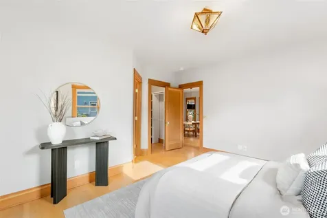 1526 Oakes Avenue Everett WA 98201