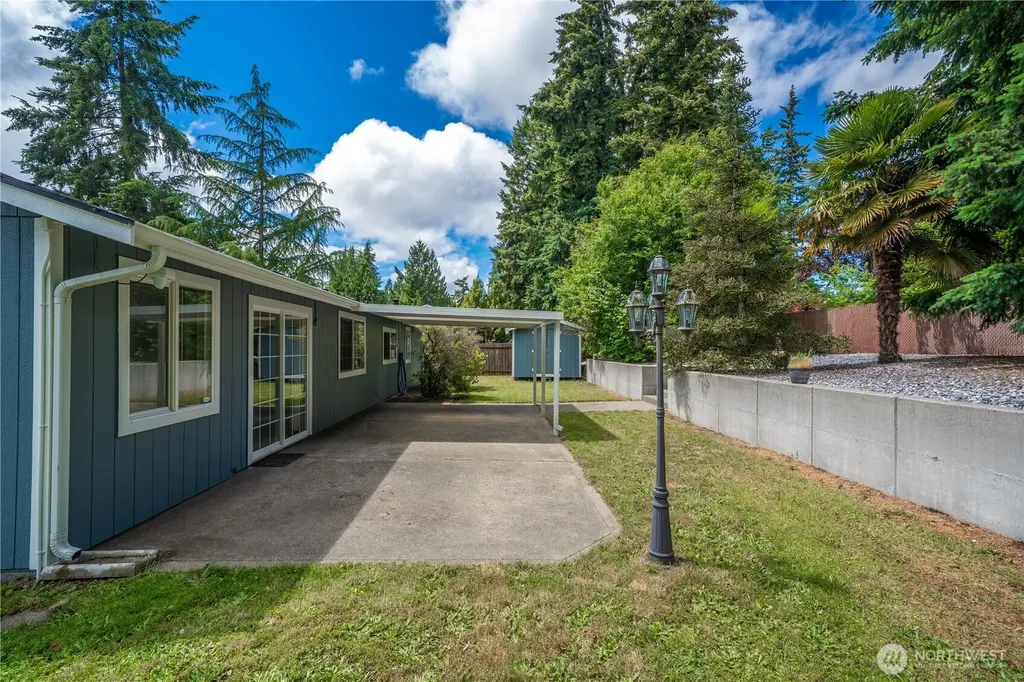 6813 162nd Street Ct E Puyallup WA 98375