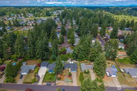 6813 162nd Street Ct E Puyallup WA 98375