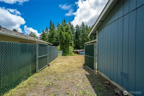 6813 162nd Street Ct E Puyallup WA 98375