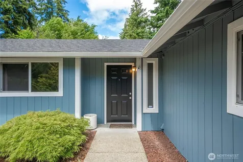 6813 162nd Street Ct E Puyallup WA 98375