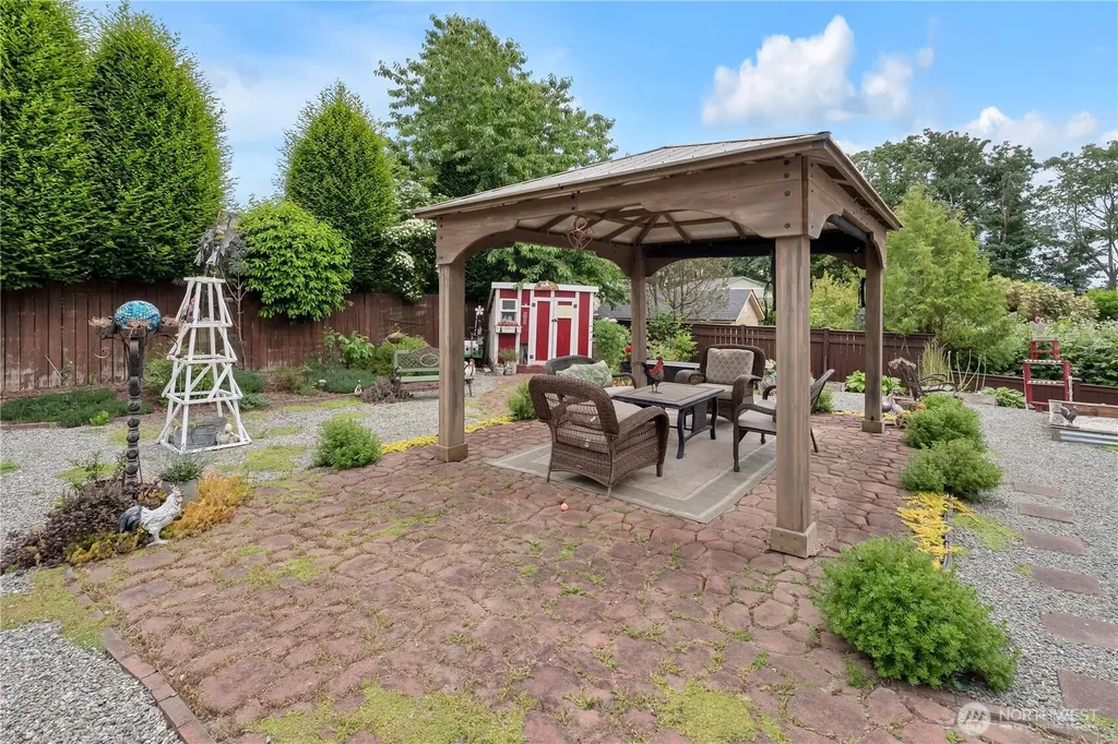 7800 260th Street NW Stanwood WA 98292