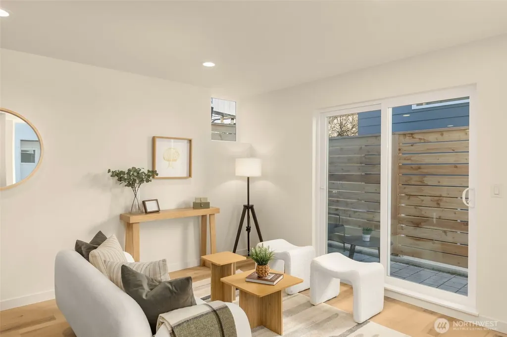 3916 S Juneau Street Seattle WA 98118