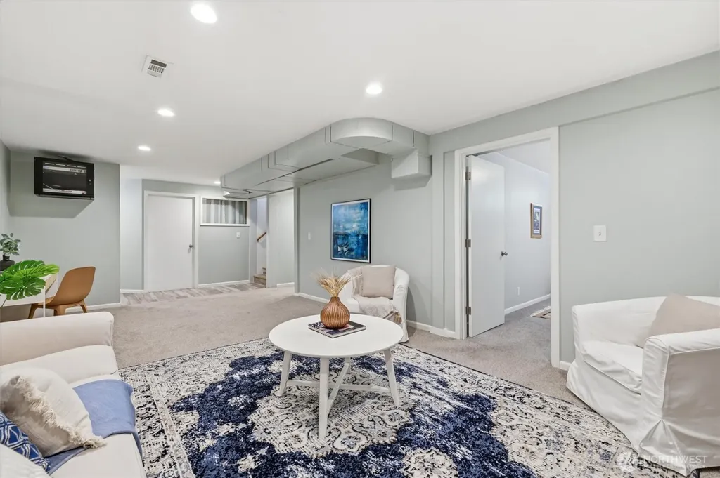 3712 S 164th Street Seatac WA 98188