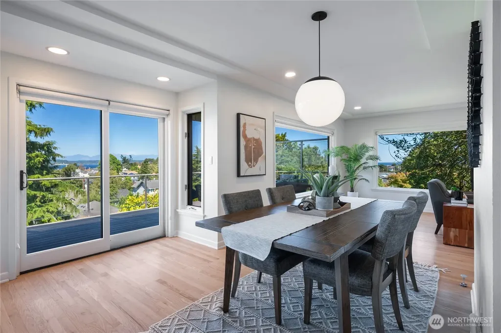 3445 60th Avenue SW Seattle WA 98116