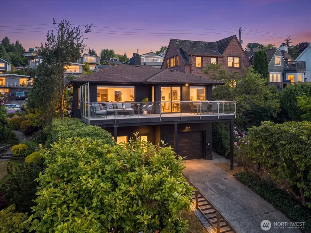 3445 60th Avenue SW Seattle WA 98116