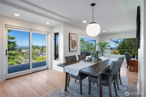 3445 60th Avenue SW Seattle WA 98116