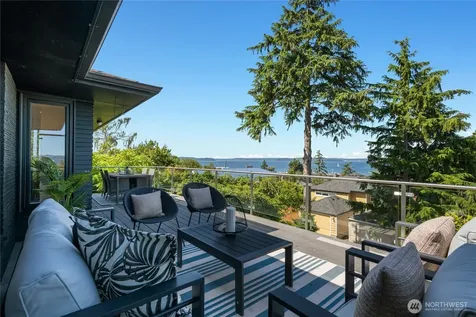 3445 60th Avenue SW Seattle WA 98116