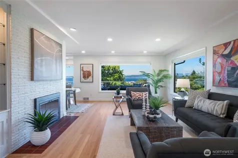 3445 60th Avenue SW Seattle WA 98116