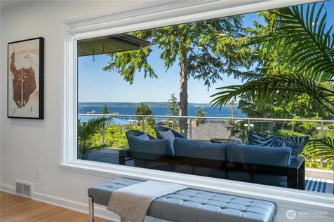 3445 60th Avenue SW Seattle WA 98116