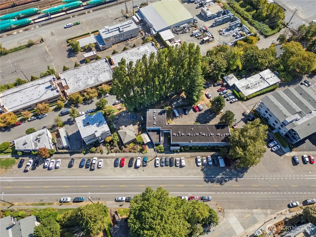 2600 Thorndyke Avenue W Seattle WA 98119