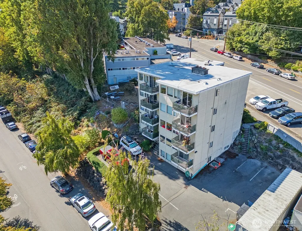 2600 Thorndyke Avenue W Seattle WA 98119
