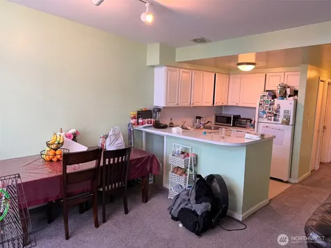 2109 W Raye Street Seattle WA 98199