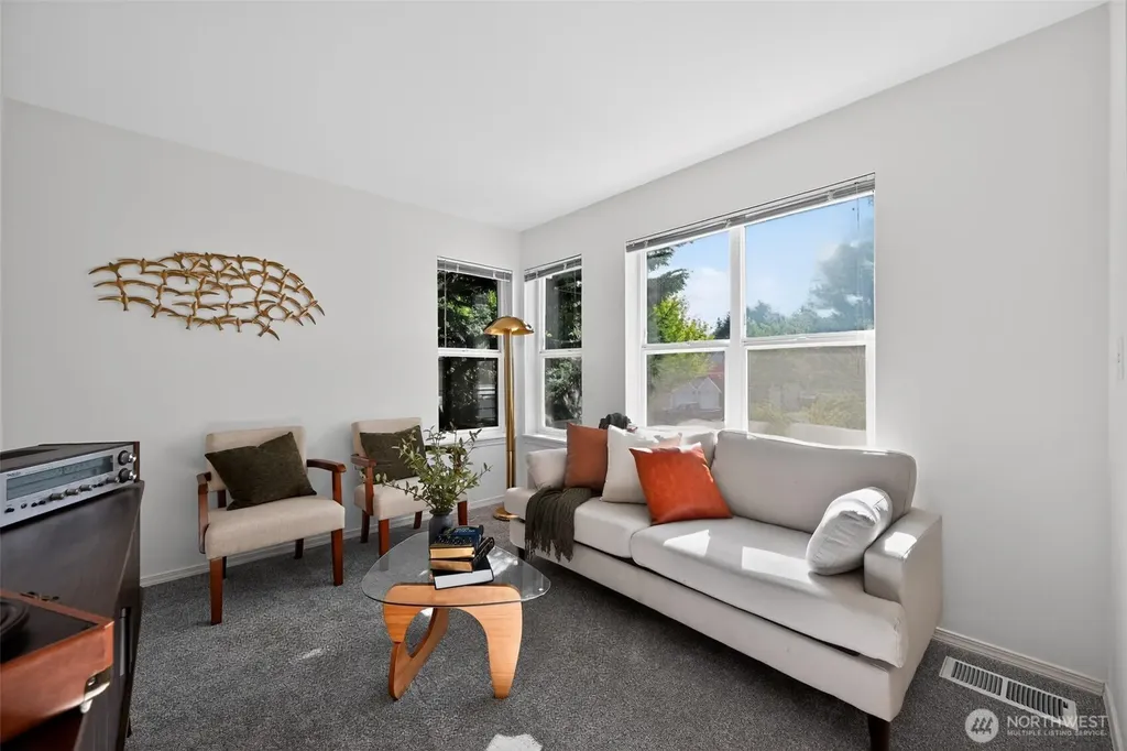 11510 Maple Court Mukilteo WA 98275
