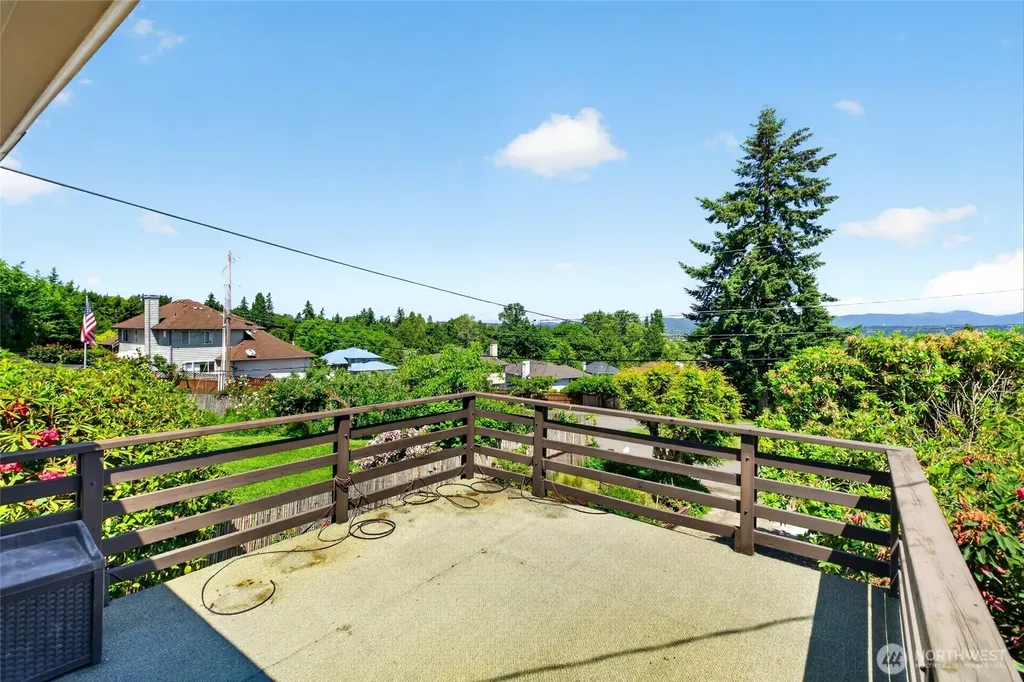 17909 50th Avenue S Seatac WA 98188