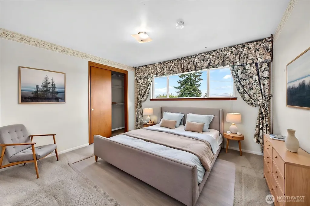 17909 50th Avenue S Seatac WA 98188