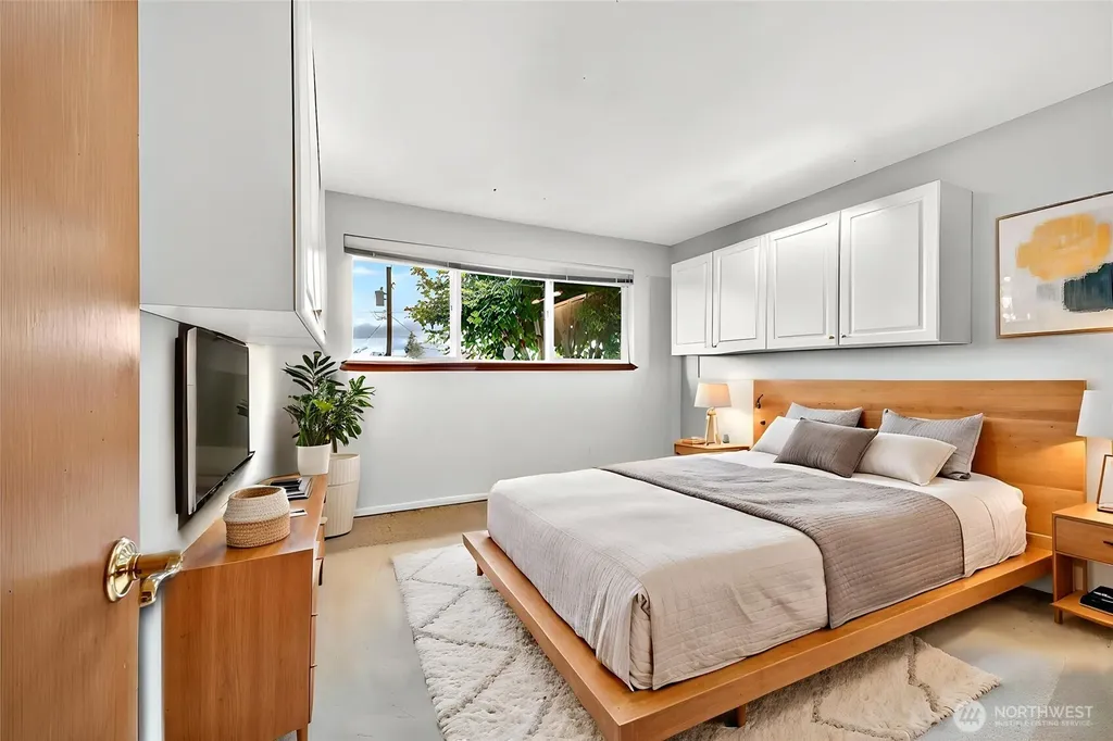 17909 50th Avenue S Seatac WA 98188