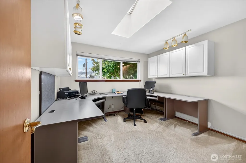 17909 50th Avenue S Seatac WA 98188