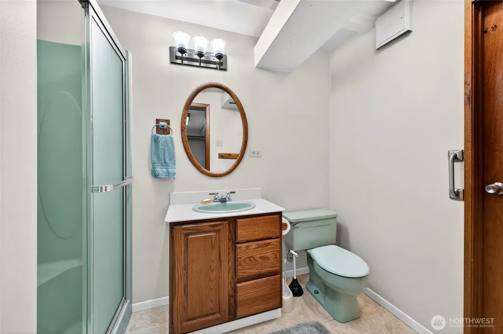 17909 50th Avenue S Seatac WA 98188
