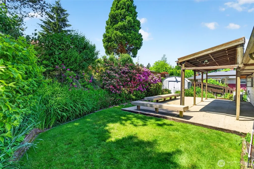 17909 50th Avenue S Seatac WA 98188