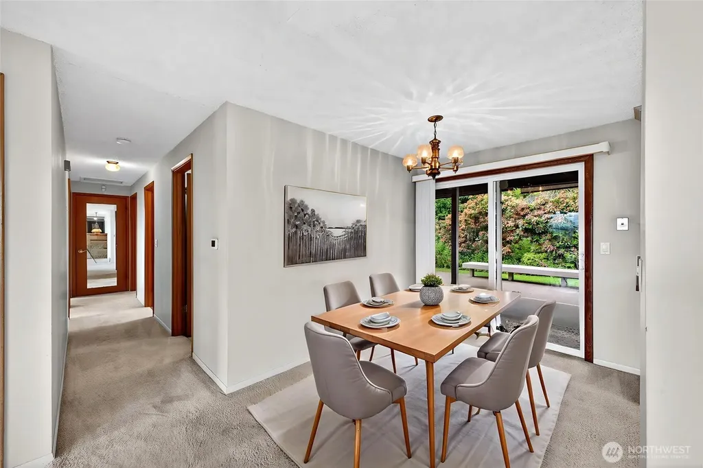 17909 50th Avenue S Seatac WA 98188