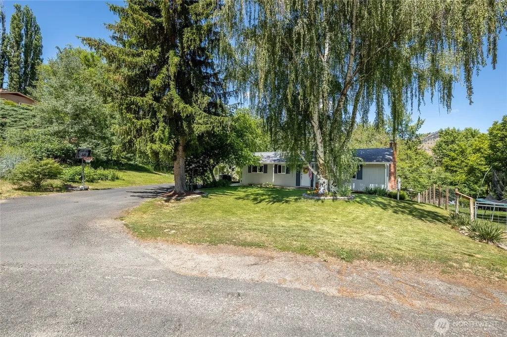 6038 Hazel Place Cashmere WA 98815