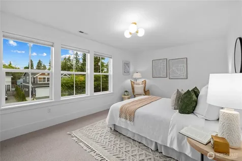 7524 33rd Avenue NE Seattle WA 98115