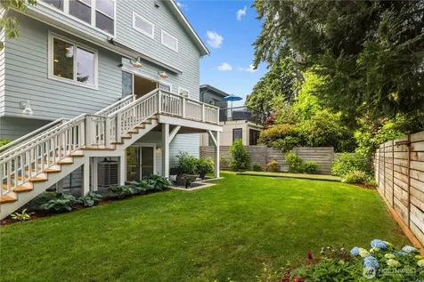 7524 33rd Avenue NE Seattle WA 98115