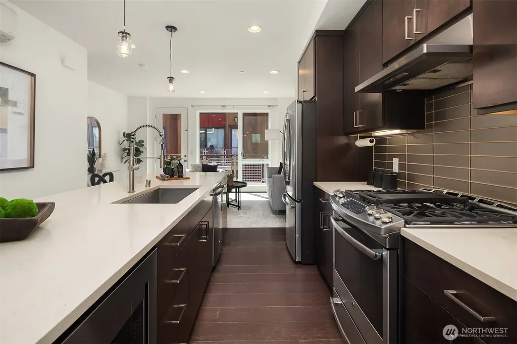 6546 32nd Avenue NE Seattle WA 98115
