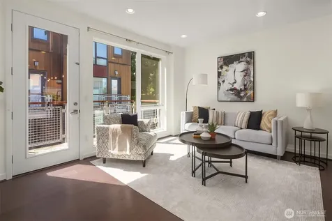 6546 32nd Avenue NE Seattle WA 98115