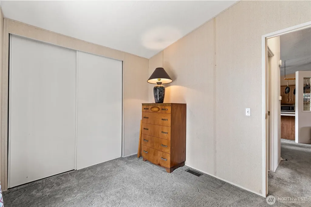 12506 142nd Avenue E Puyallup WA 98374