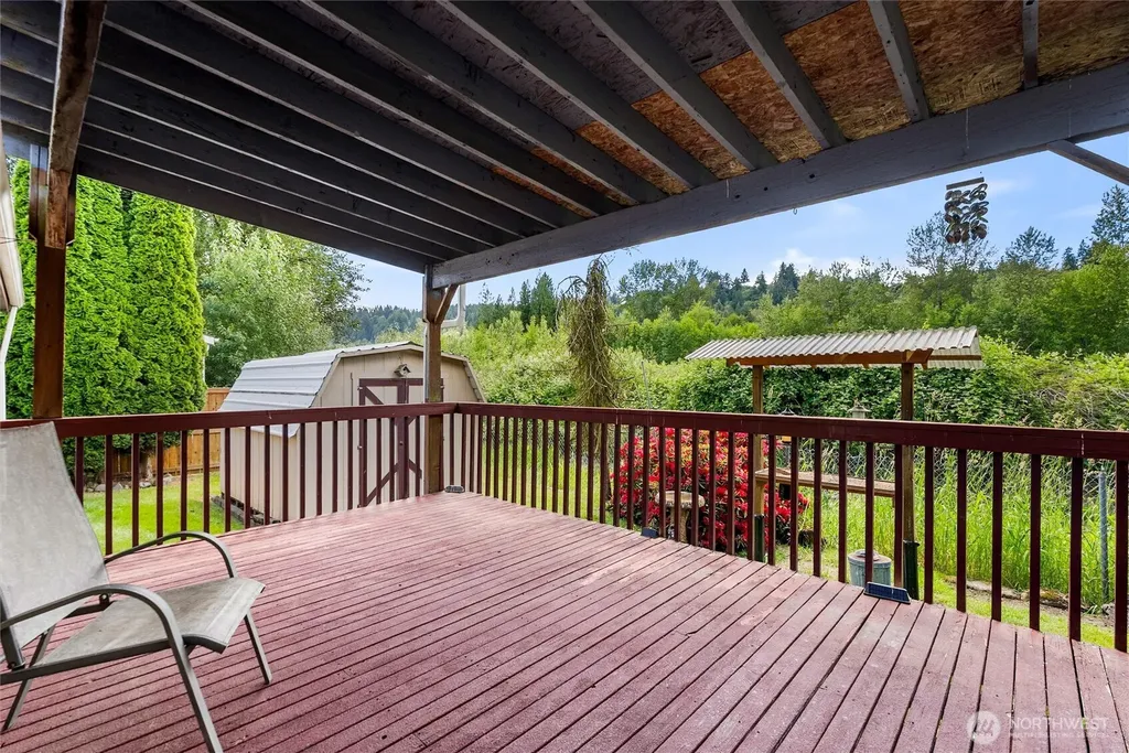 12506 142nd Avenue E Puyallup WA 98374