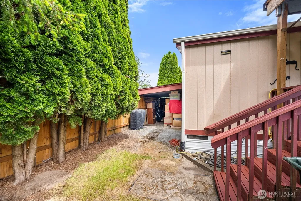 12506 142nd Avenue E Puyallup WA 98374