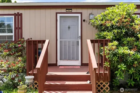 12506 142nd Avenue E Puyallup WA 98374