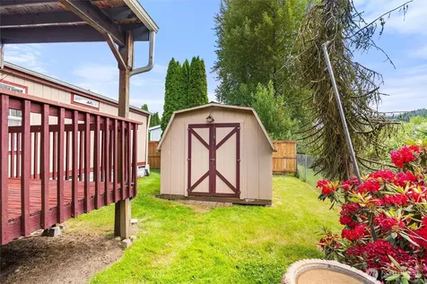 12506 142nd Avenue E Puyallup WA 98374