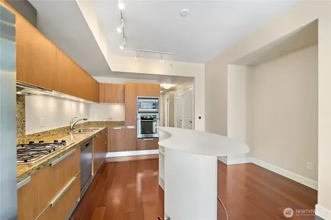 1920 4th Avenue Seattle WA 98101