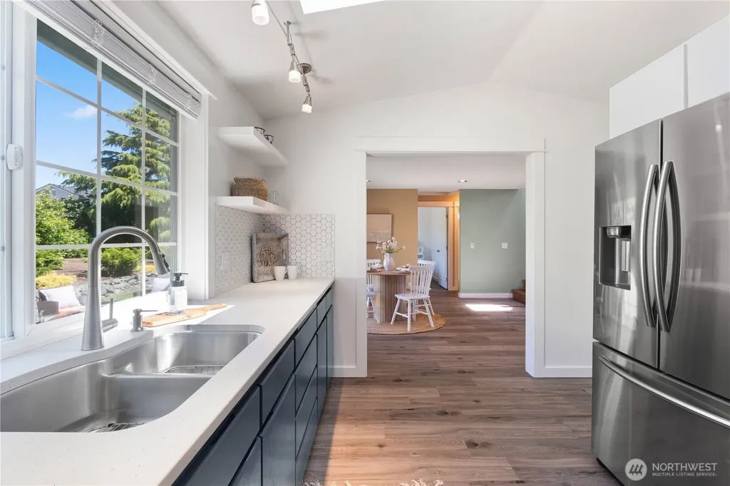 8085 Cowichan Road Birch Bay WA 98230