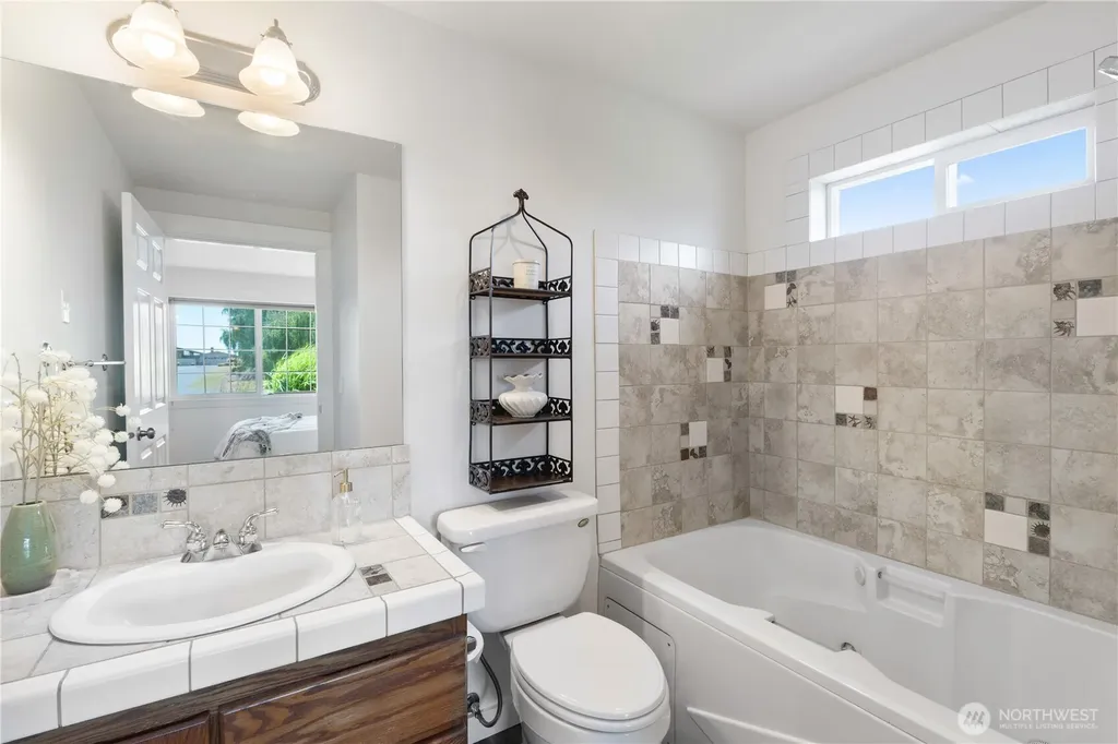 8085 Cowichan Road Birch Bay WA 98230