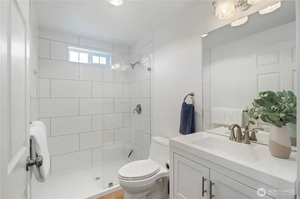 8085 Cowichan Road Birch Bay WA 98230