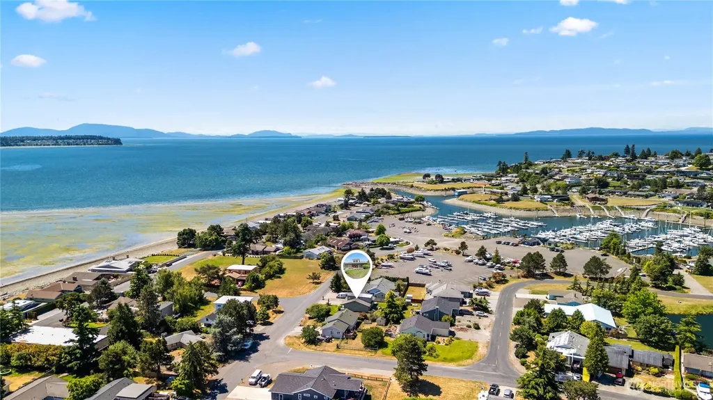 8085 Cowichan Road Birch Bay WA 98230